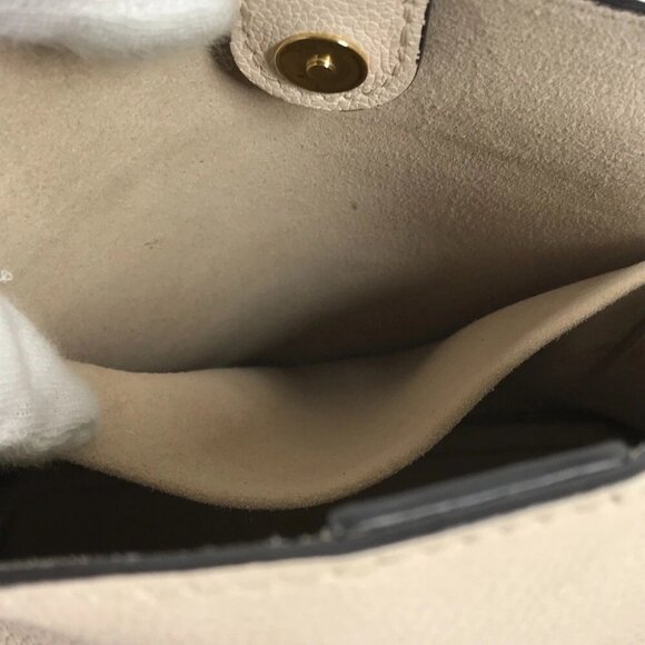 LOUIS VUITTON M24638 Lock Me Lock & Walk 2WAY bag Shoulder Bag Ivory - Picture 12 of 13